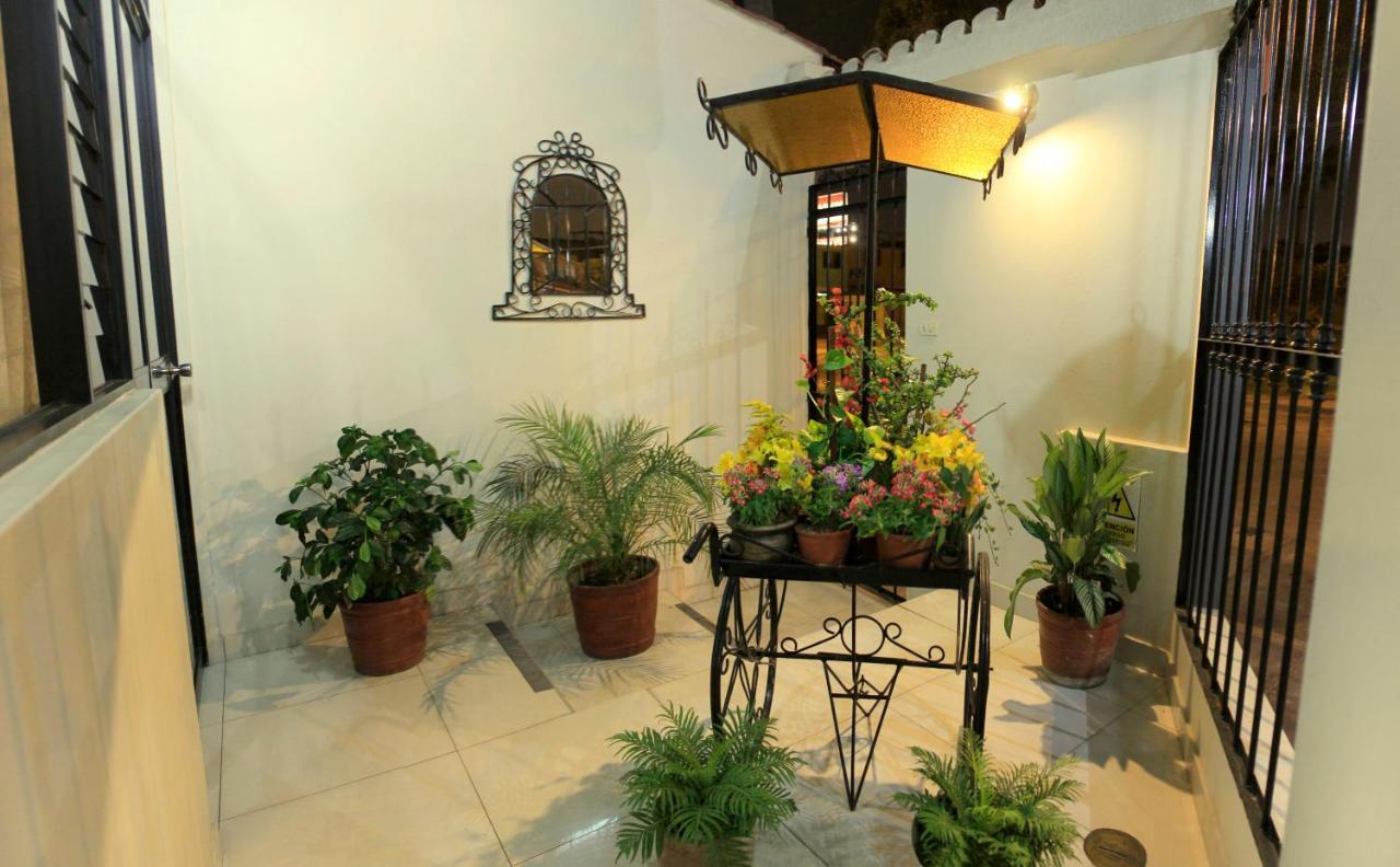 Hotel Manhattan Inn Airport Lima Luaran gambar